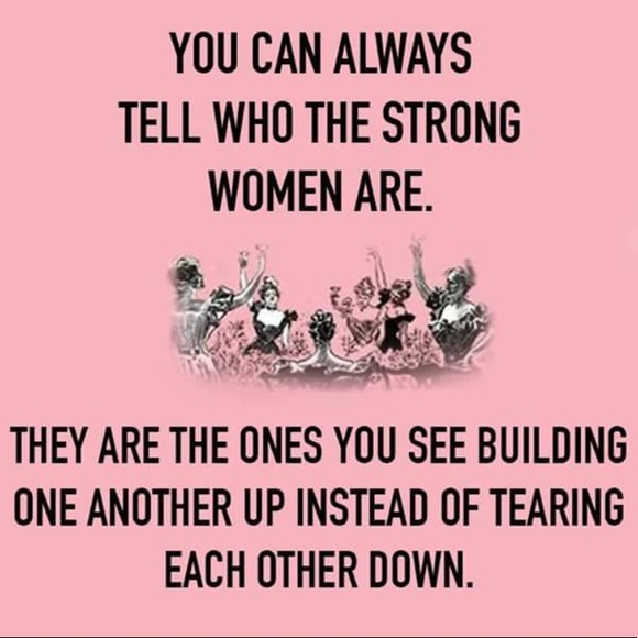 Meet your Posher, PhoebeNoel - Picture 10 of 15